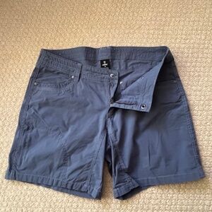 Kuhl, dusty blue, lightweight, women's hiking short, Size 12